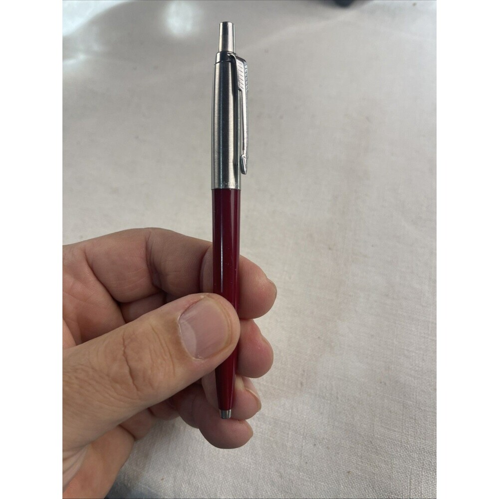 Vintage Parker JOTTER Ballpoint Pen Burgundy MCM Steel Cap Arrow Logo Clip USA - Picture 6 of 11
